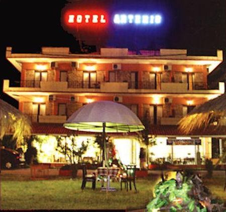 Artemis Aparthotel Paralía Exteriör bild